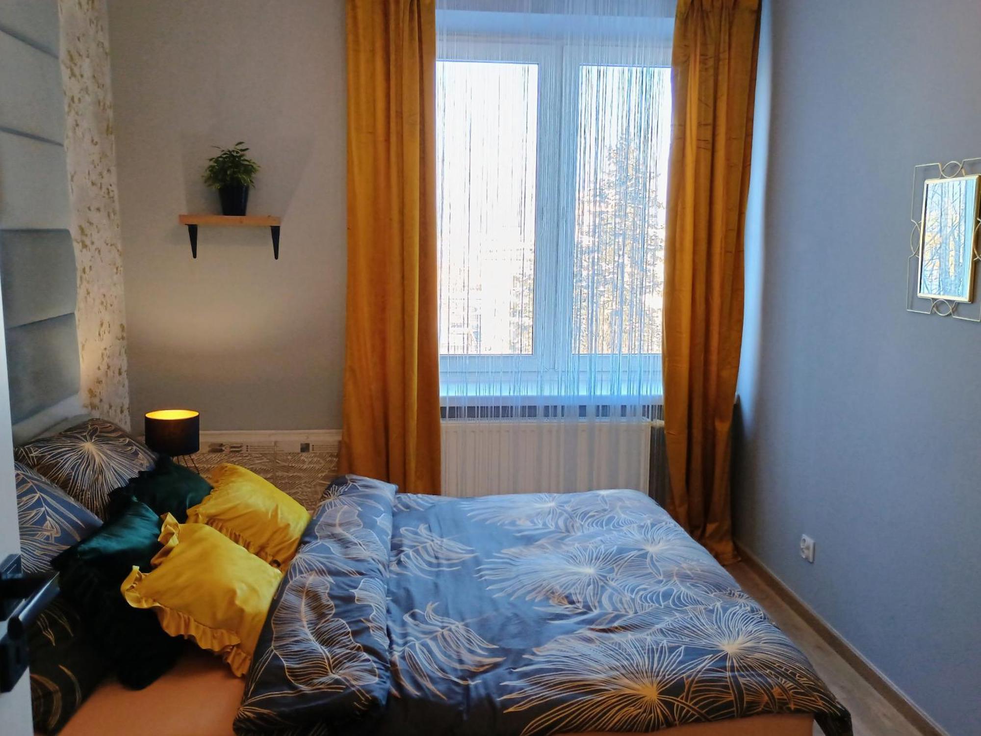 Apartament Em Кросно Екстер'єр фото